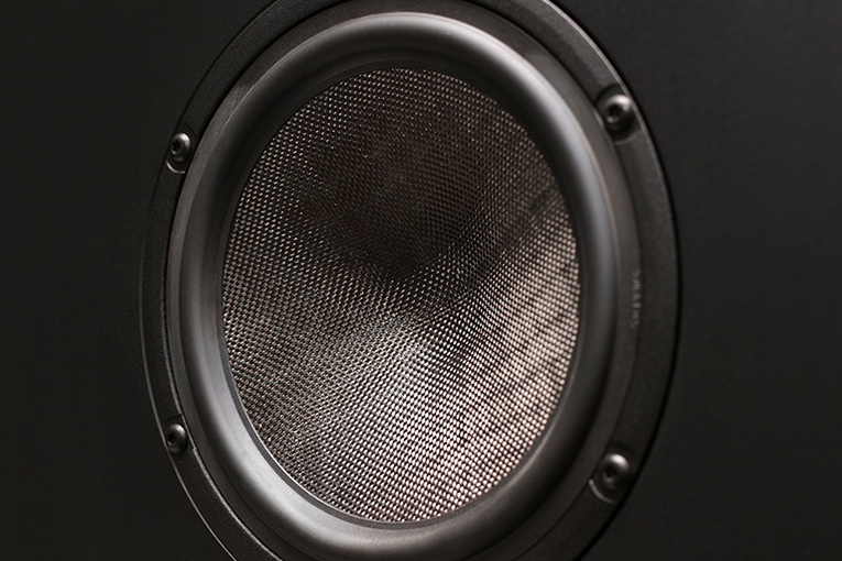 Magico S5 midrange