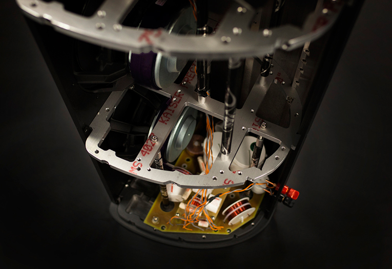 Magico S5 inside