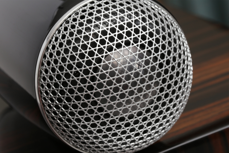Bowers & Wilkins