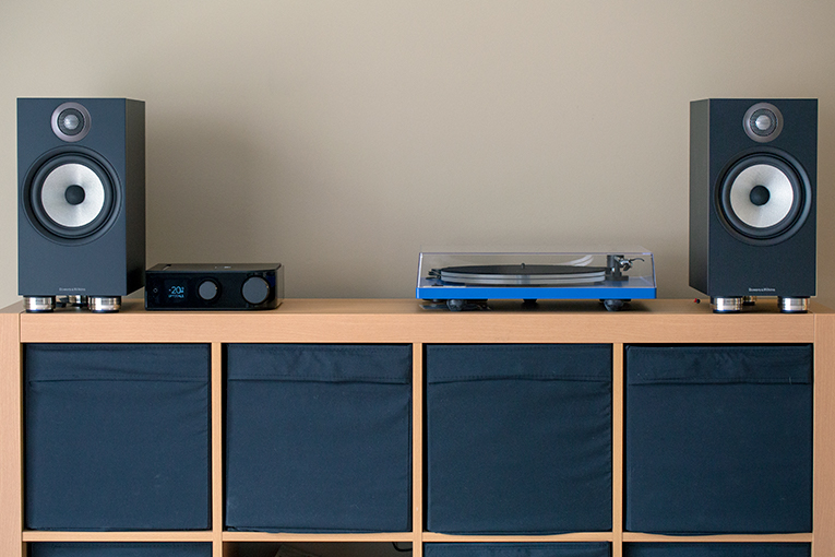 Bowers & Wilkins