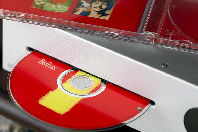 CD loading